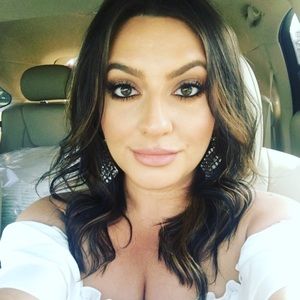 Meet your Posher, Kristina